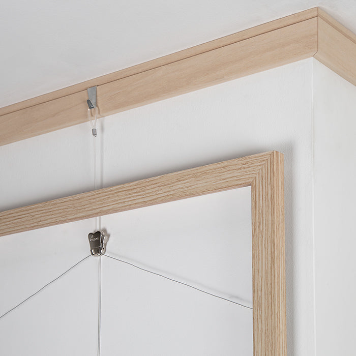STAS riva binari in legno con speciale sistema di aggancio, perfetto per interni.