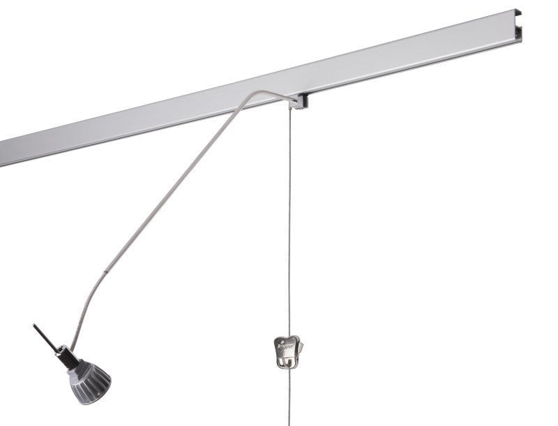 STAS multirail armatura sirius garantisce illuminazione precisa e versatile.