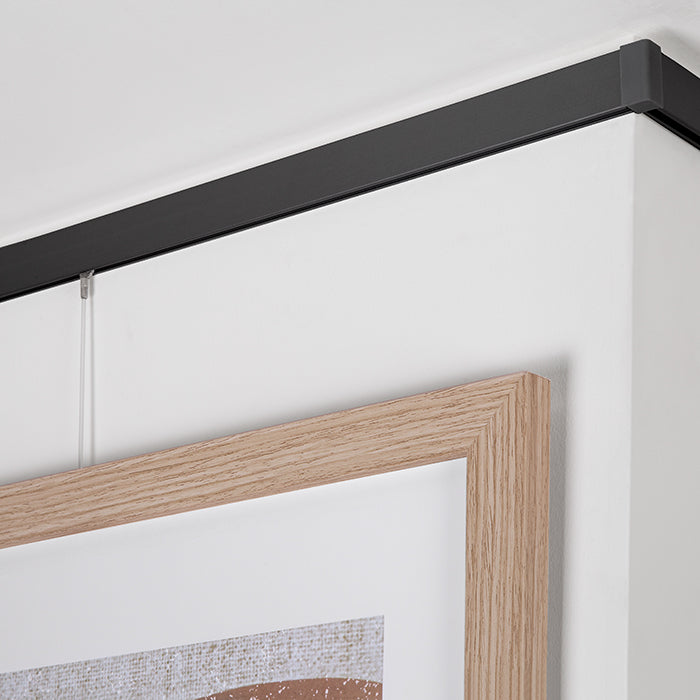 STAS cliprail + kit d'installazione: supporto fino a 20 kg/m per quadri su qualsiasi parete.
